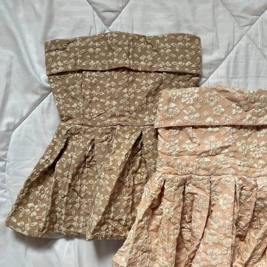 tube top (Category: Sleeveless) located in Davao. Submitted by warmforest_1843f1 (Listing ID 1467629354, Image 2). Description: .