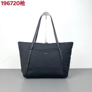 （分類：）位於 。 由 hkluxehk 提交（商品編號 1467642949，圖片 1）。簡介： 。