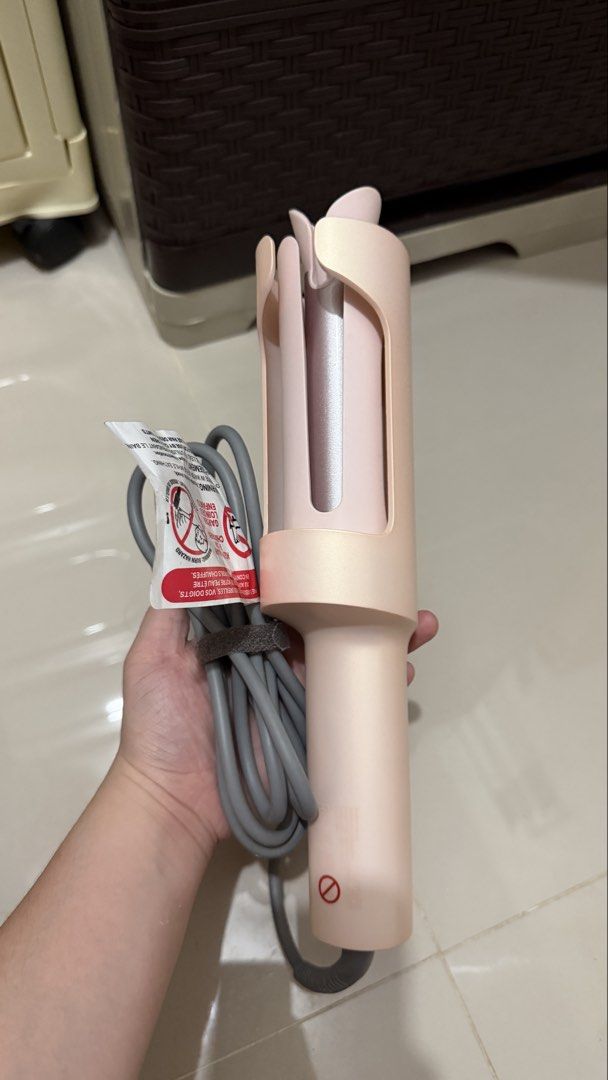 Tymo Curlpro Plus Pink Original (Category: Hair) located in Manila. Submitted by elliepixiee (Listing ID 1467746514, Image 2). Description: from US. like new condition. no box.