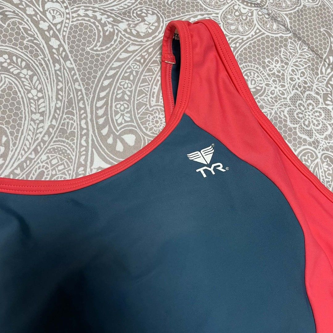 TYR (Category: Bikinis & Swimsuits) located in San Pablo. Submitted by reyfox (Listing ID 1467676474, Image 3). Description: shipping via jnt gcash payment.