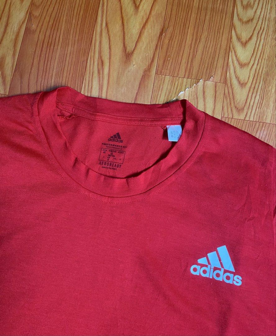 Adidas aeroready shirt (Category: Activewear) located in Cebu City. Submitted by jerianix (Listing ID 1467802608, Image 3). Description: Adidas aeroready shirt Size Large W21 L28 Good condition No issues .