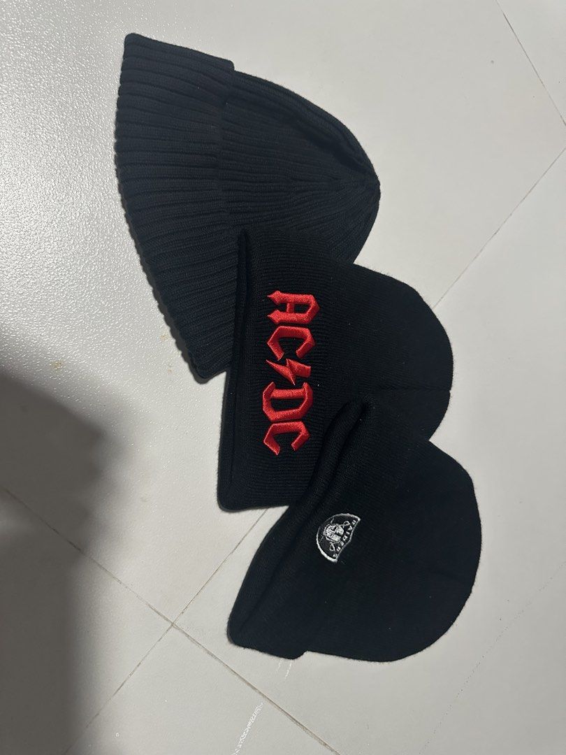 Uniqlo AC/DC Raiders (Category: Caps & Hats) located in Manila. Submitted by royal_vintage_thriftshop (Listing ID 1467722751, Image 2). Description: All 300 UNIQLO. 1time Used AC DC. Brand new RAIDERS . Brand new .