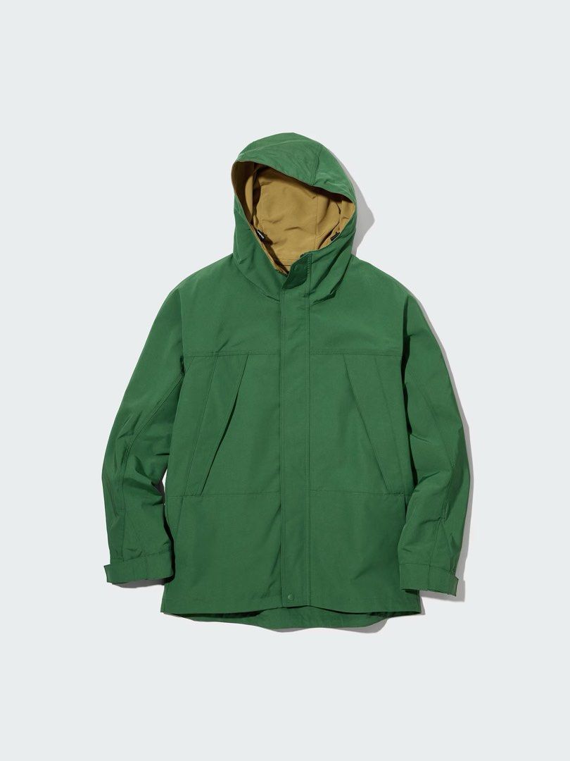 Uniqlo Men's Utility Parka (Category: Coats, Jackets and Outerwear) located in Angeles City. Submitted by queenromero (Listing ID 1467756817, Image 1). Description: width: 22" length: 27.5".