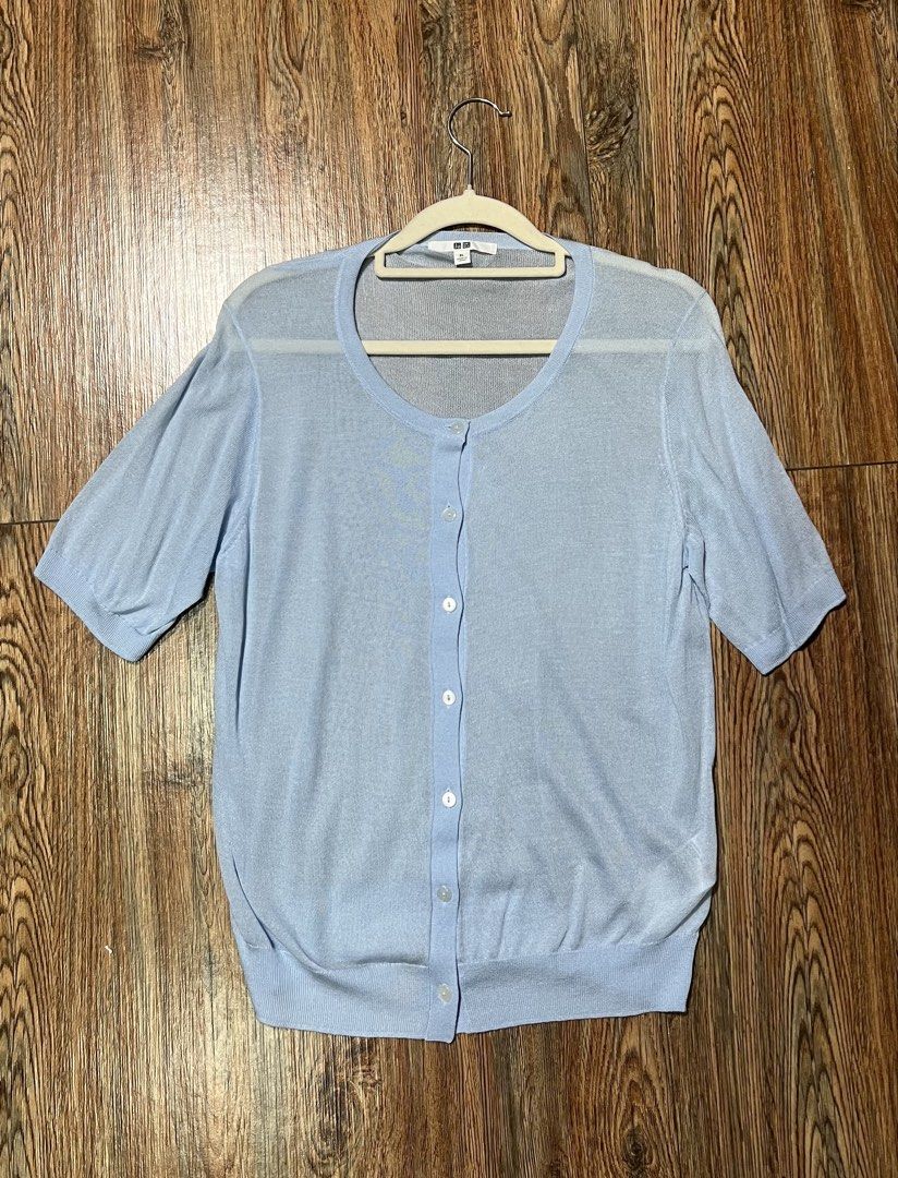 UNIQLO mesh top (Category: Blouses) located in San Jose del Monte. Submitted by senorita_wella (Listing ID 1467774953, Image 2). Description: .