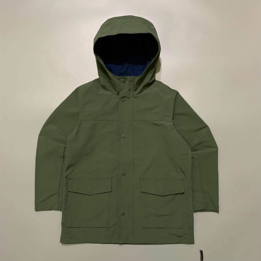 UNIQLO MOUNTAIN PARKA (Category: Coats, Jackets and Outerwear) located in Puerto Princesa. Submitted by kelvinfabr75674 (Listing ID 1467703248, Image 3). Description: Size XS-S 18 width 24 length NO ISSUE LIKE NEW CONDITION Color rate 10📌.