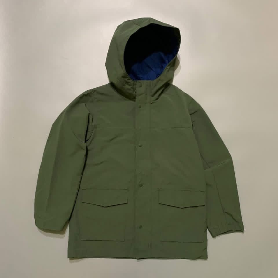 UNIQLO MOUNTAIN PARKA (Category: Coats, Jackets and Outerwear) located in Puerto Princesa. Submitted by kelvinfabr75674 (Listing ID 1467703248, Image 2). Description: Size XS-S 18 width 24 length NO ISSUE LIKE NEW CONDITION Color rate 10📌.