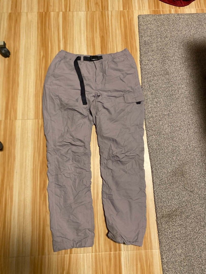 Uniqlo Outdoor Pants (Category: Activewear) located in Ilog. Submitted by mikesthrift_ (Listing ID 1467760397, Image 3). Description: Uniqlo Nylon Outdoor Pants Built-in belt Waistline : 30-32 / Length ; 37 Like new condition Price : 750+SF Dm if interested ☺️.