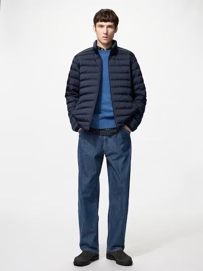 Uniqlo Ultra Light Down Parka M/L (Category: Coats, Jackets and Outerwear) located in Antipolo. Submitted by bentakahitanoano (Listing ID 1467785057, Image 3). Description: Still in good condition Size large Pit to pit 23 Length 26.