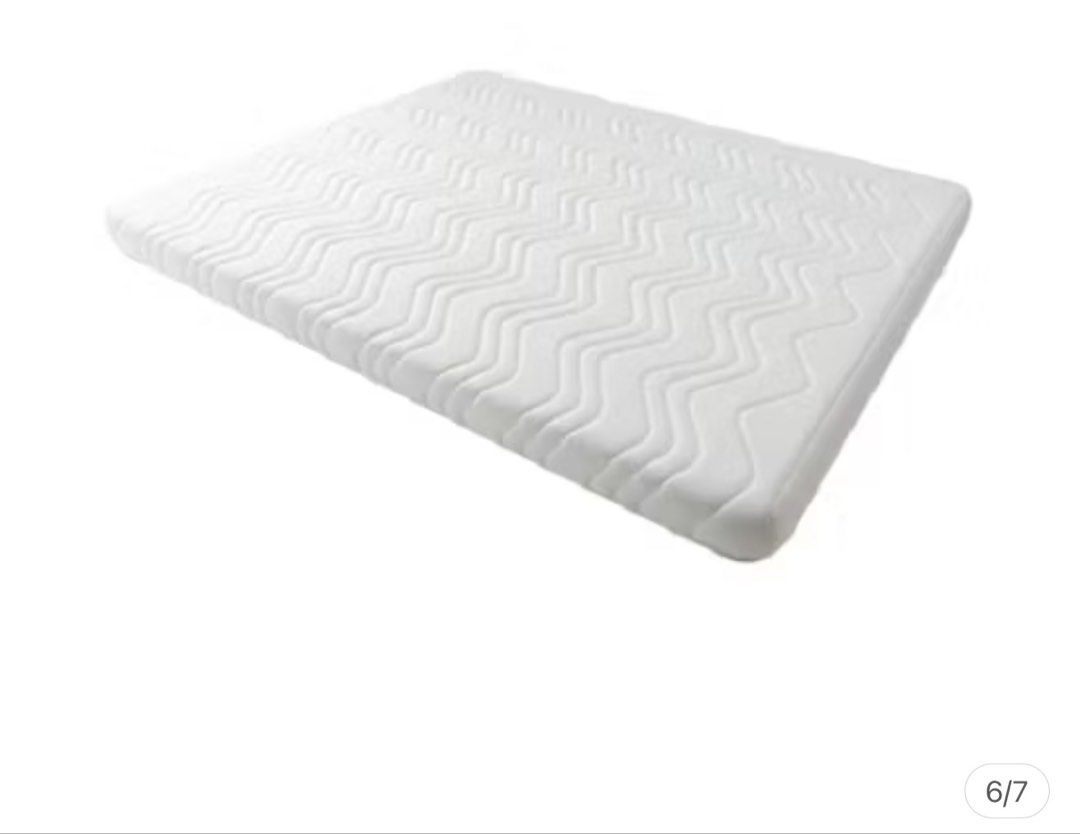 Uratex Trill Queen Mattress (Category: Bed Frames & Mattresses) located in Paranaque City. Submitted by ivy_adea15 (Listing ID 1467784940, Image 1). Description: 8 months old bought brandnew at 9k selling for 4k rfs: moving out sale.