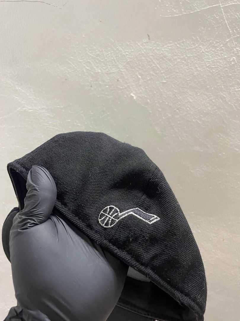 UTAH JAZZ OG LOGO (Category: Caps & Hats) located in Caloocan City. Submitted by vntgxlocalsph (Listing ID 1467728976, Image 3). Description: SIZE 7 1/4 ISSUE : MIN FADING SA SBAND DOME FRESH NA FRESH PA.