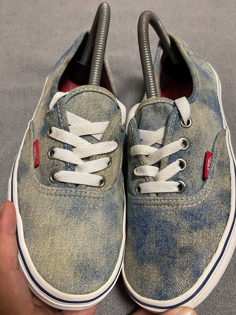 Vans acid denim wash (Category: Sneakers) located in Cabuyao City. Submitted by wardsole (Listing ID 1467826897, Image 3). Description: Vans acid denim wash Excellent Condition Us 6 Mens, 7.5 Womens No hard issue just a sign of usage - 999.