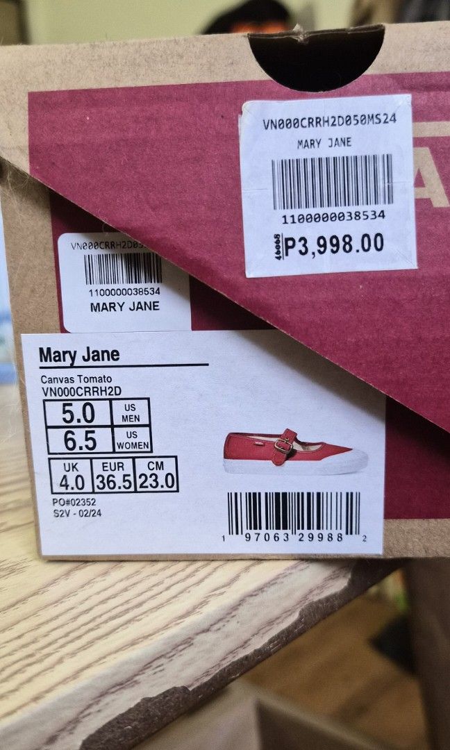 Vans Mary Jane (Category: Sneakers) located in Mandaluyong City. Submitted by 27thriftstreet (Listing ID 1467838193, Image 2). Description: Vans Mary Jane Canvas Tomato (or like red-ish) Usually a size 7 women's but for this, I got a 6.5 to fit me perfectly. Used once or twice only then stored with box Rfs: Decluttering.