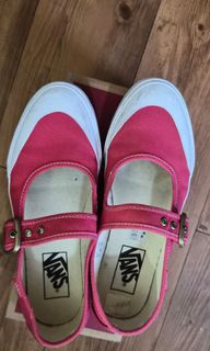 (Category: ) located in . Submitted by 27thriftstreet (Listing ID 1467838193, Image 1). Description: .