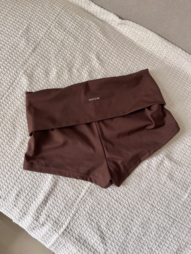 VARSIVA WORKOUT SHORTS! 🐞 (SHEIN) (Category: Activewear) located in Quezon City. Submitted by nikiwardrobe (Listing ID 1467692361, Image 1). Description: RFS: Too short on me pero perf naman yung fit on my S-M body! MOP: GCash/GoTyme/Maribank - 50% DP to secure ⚡️ MOD: Lalamove (DF shouldered by buyer) Condi: Brand new! .
