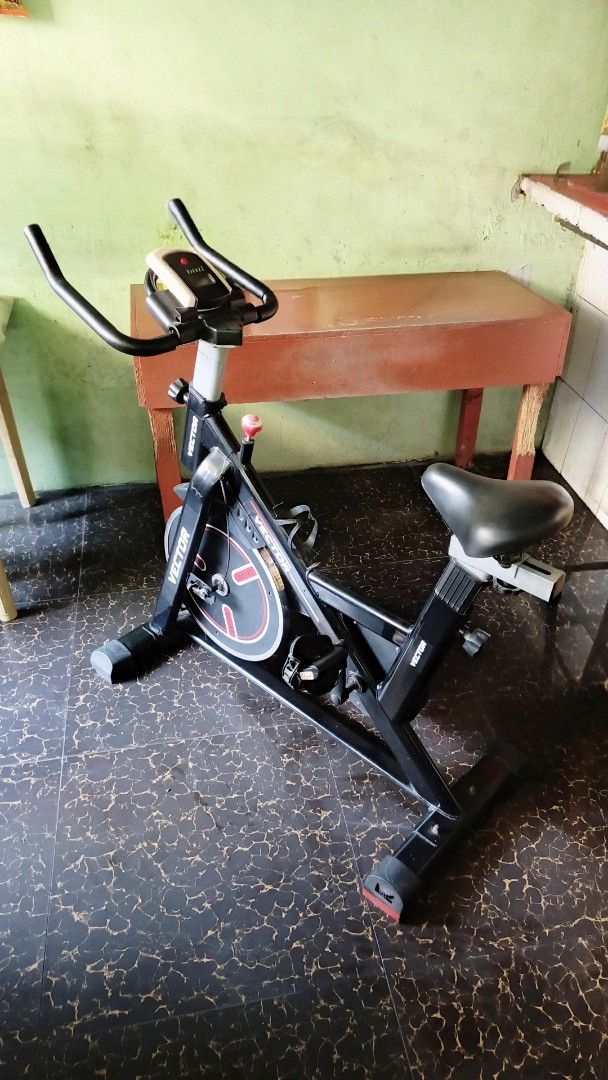 Vector Sport Stationary Exercise Bike (Category: Cardio & Fitness Machines) located in Manila. Submitted by itsmscoleends_21 (Listing ID 1467834461, Image 3). Description: 🚲 FOR SALE: VECTOR STATIONARY BIKE Looking for a workout machine you can use at home? This Vector Stationary Bike is perfect for your daily exercise and cardio workouts! 💪 ✅ Good as new condition ✅ Great for home workouts ✅ Space-saving design ✅ Adjustable seat and handlebars
