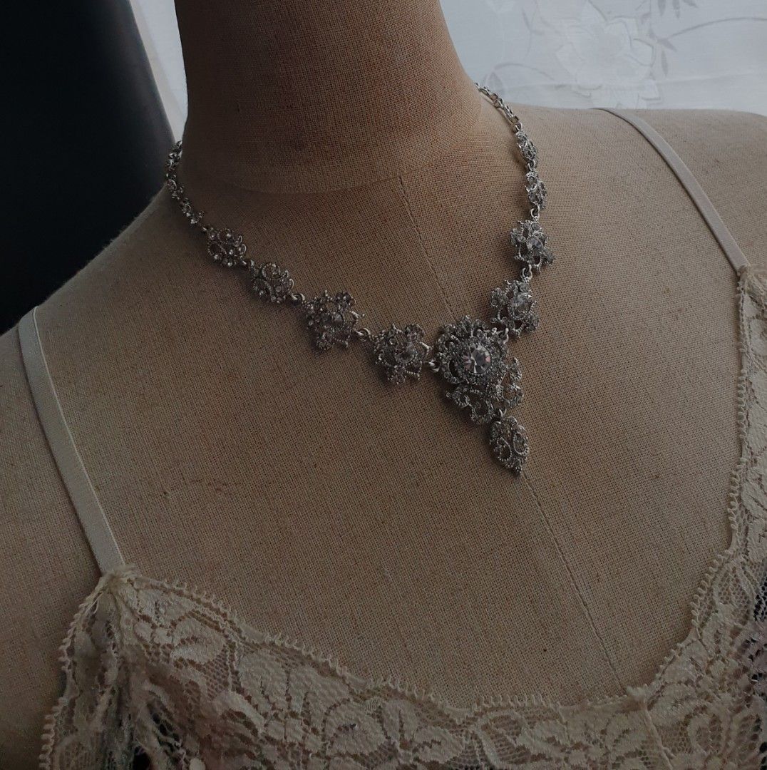 Victorian Statement Necklace (Category: Necklaces) located in Quezon City. Submitted by WasalakTwo (Listing ID 1467730641, Image 2). Description: Bought in Japan Good as new Excellent condition No missing rhinestones 44CM Open for delivery nationwide.