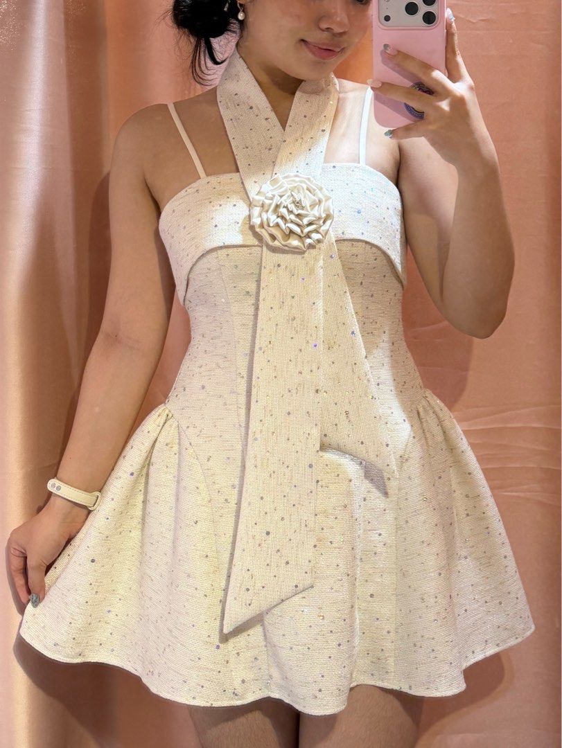 Vietnam White/Beige Dress (Category: Dresses) located in Manila. Submitted by sush1bae (Listing ID 1467730551, Image 1). Description: Used once during event (actual when worn pics, thats me! hehe) personally bought from HCM Vietnam 🇻🇳 size: medium my measurements: Bust - 32 Waist - 26 Hips - 37 Height - 5'0.