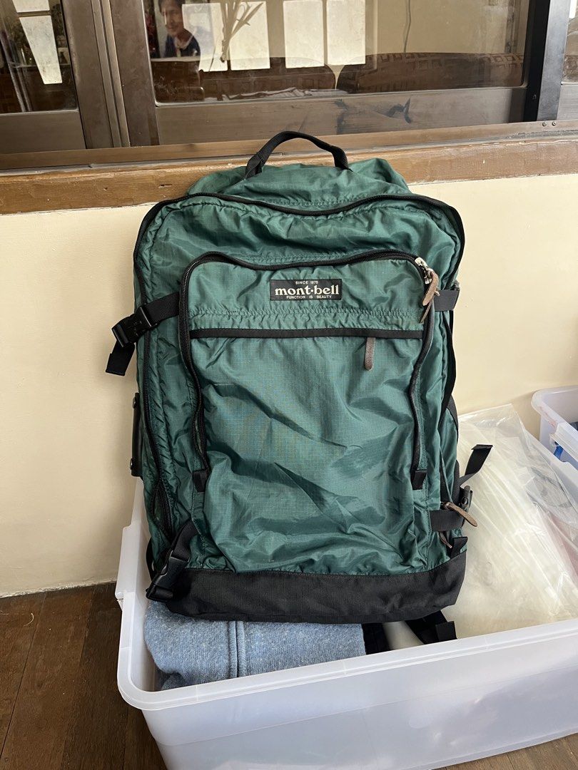 vintage 1990s Mont-bell 2-way / multi-use backpack (Category: Backpacks) located in San Pedro. Submitted by pitzz_stuf (Listing ID 1467611570, Image 1). Description: vintage 1990s Mont-bell 2-way / multi-use backpack (excellent condition) issue: minor scratch (visible in the photo provided) ₱4,500 + shipping fee .