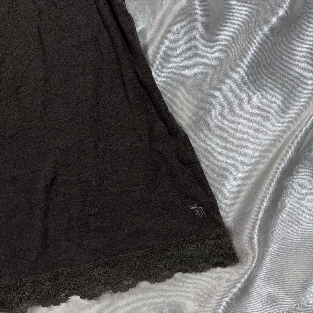 Vintage Abercrombie cami laced (Category: Announcements) located in Bacolod City. Submitted by antizero.6100 (Listing ID 1467767297, Image 3). Description: Excellent condition No flaws Need wash Size Small on tag Check each photo for details .