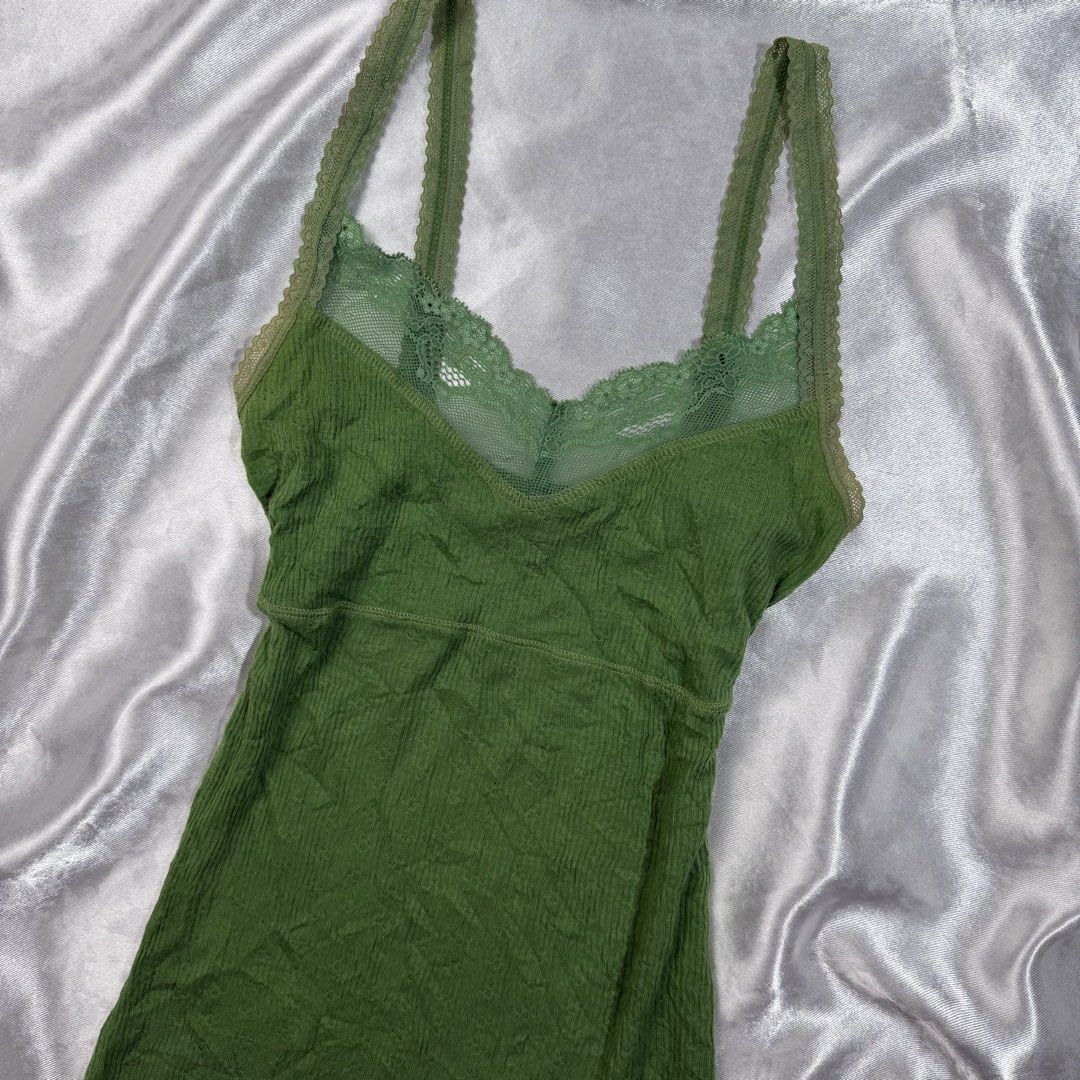 Vintage Abercrombie laced cami (Category: Announcements) located in Bacolod City. Submitted by antizero.6100 (Listing ID 1467767592, Image 3). Description: Excellent condition Need wash No flaws Size Small on tag Check each photo for details .