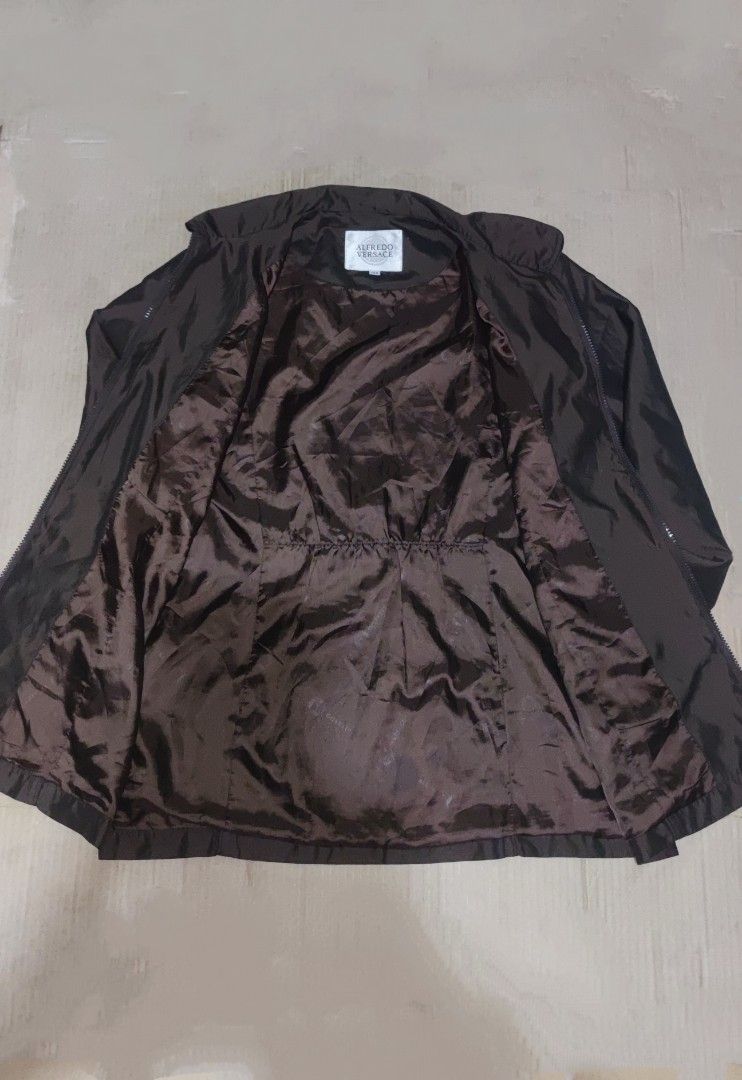 Vintage Alfredo Versace Harrington Jacket (Category: Announcements) located in General Santos City (Dadiangas). Submitted by thrifthing1 (Listing ID 1467763868, Image 2). Description: Vintage Alfredo Versace Harrington Jacket Excellent condition no hidden issue Dimes 18W 28L.