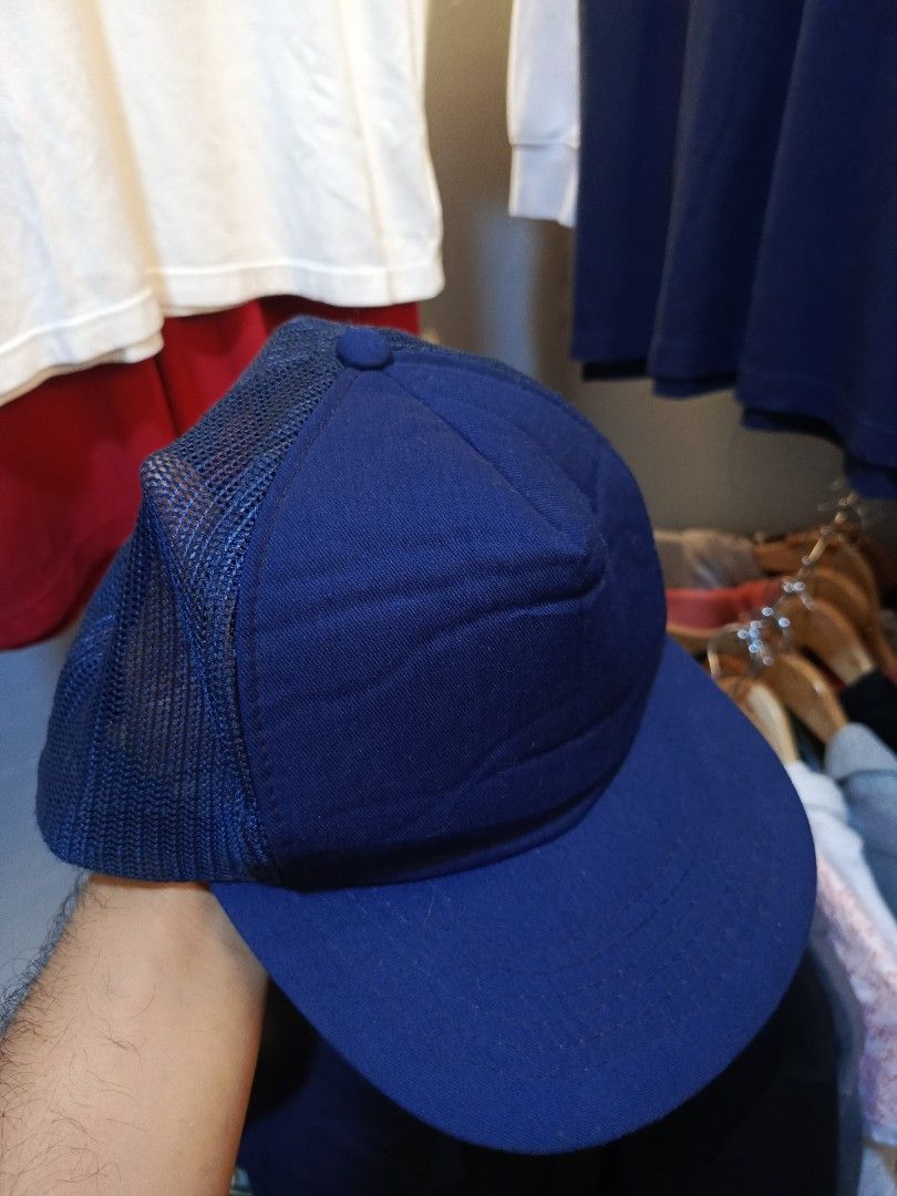 Vintage Athletic Headwear Snapback mesh Blue Plain (Category: Caps & Hats) located in San Francisco. Submitted by flipping_clothes (Listing ID 1467758424, Image 1). Description: ✅AUTHENTIC & Vintage 💯 ✅excellent as new ✅color rate 10/10 ✅one size fits all ✅excellent vintage sweatband ✅excellent mesh ✅excellent vintage snap ✅no issue,dead stock vintage.