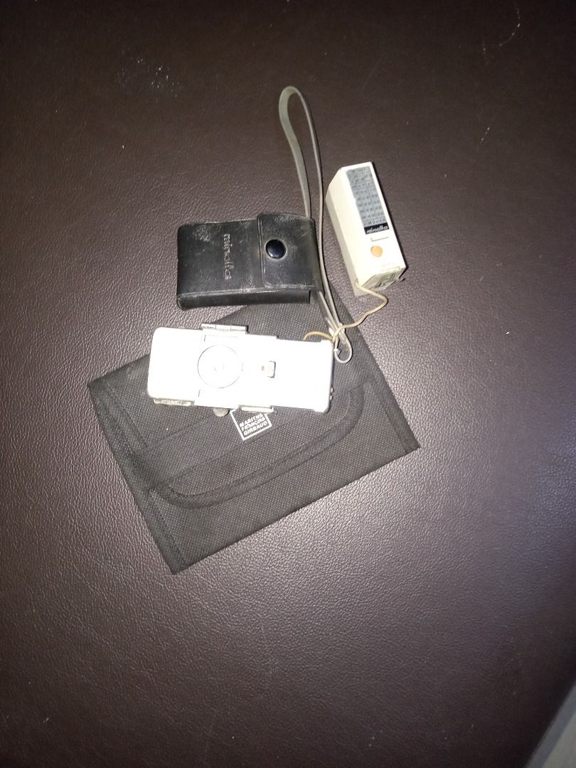 vintage camera minolta (Category: Cameras) located in Bulacan. Submitted by zenhawk.4a9b2e (Listing ID 1467838207, Image 3). Description: vintage collectors item minolta james bond camera small. .