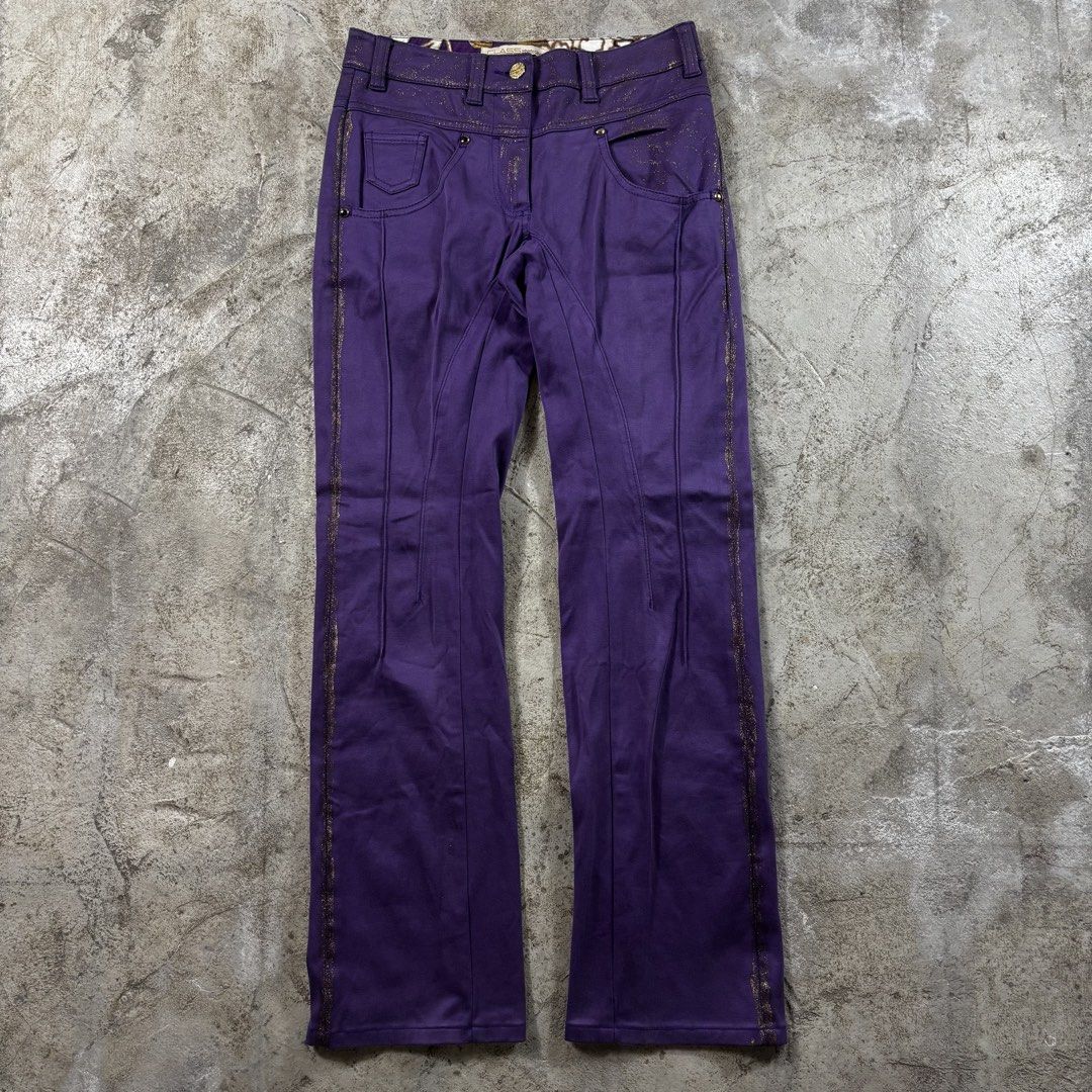 Vintage Class Roberto Cavalli Flared Jeans (Category: Luxury Apparel) located in Caloocan City. Submitted by thrift.crcl (Listing ID 1467779850, Image 1). Description: Vintage Class Roberto Cavalli Flared Jeans Good condition Size 29-30 38 length .