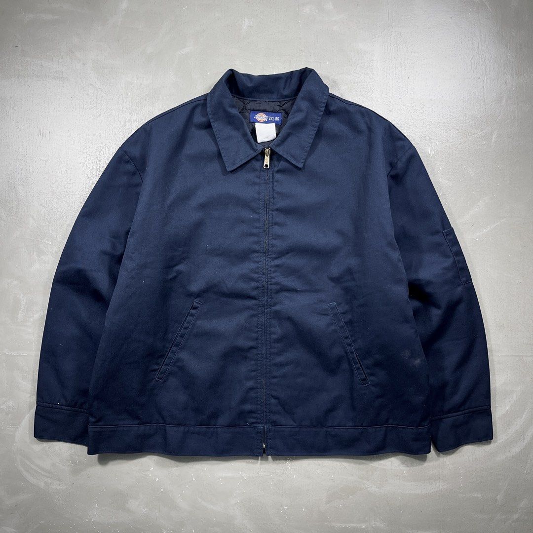 Vintage Dickies Quilted Lined Eisenhower Jacket Navy (Category: Coats, Jackets and Outerwear) located in Baguio. Submitted by highland.archives (Listing ID 1467777013, Image 1). Description: Vintage Dickies Quilted Lined Eisenhower Jacket Navy Excellent condition Width: 29 Length: 28 Shoulders: 24 Sleeve length: 24 Hem: 26.5.