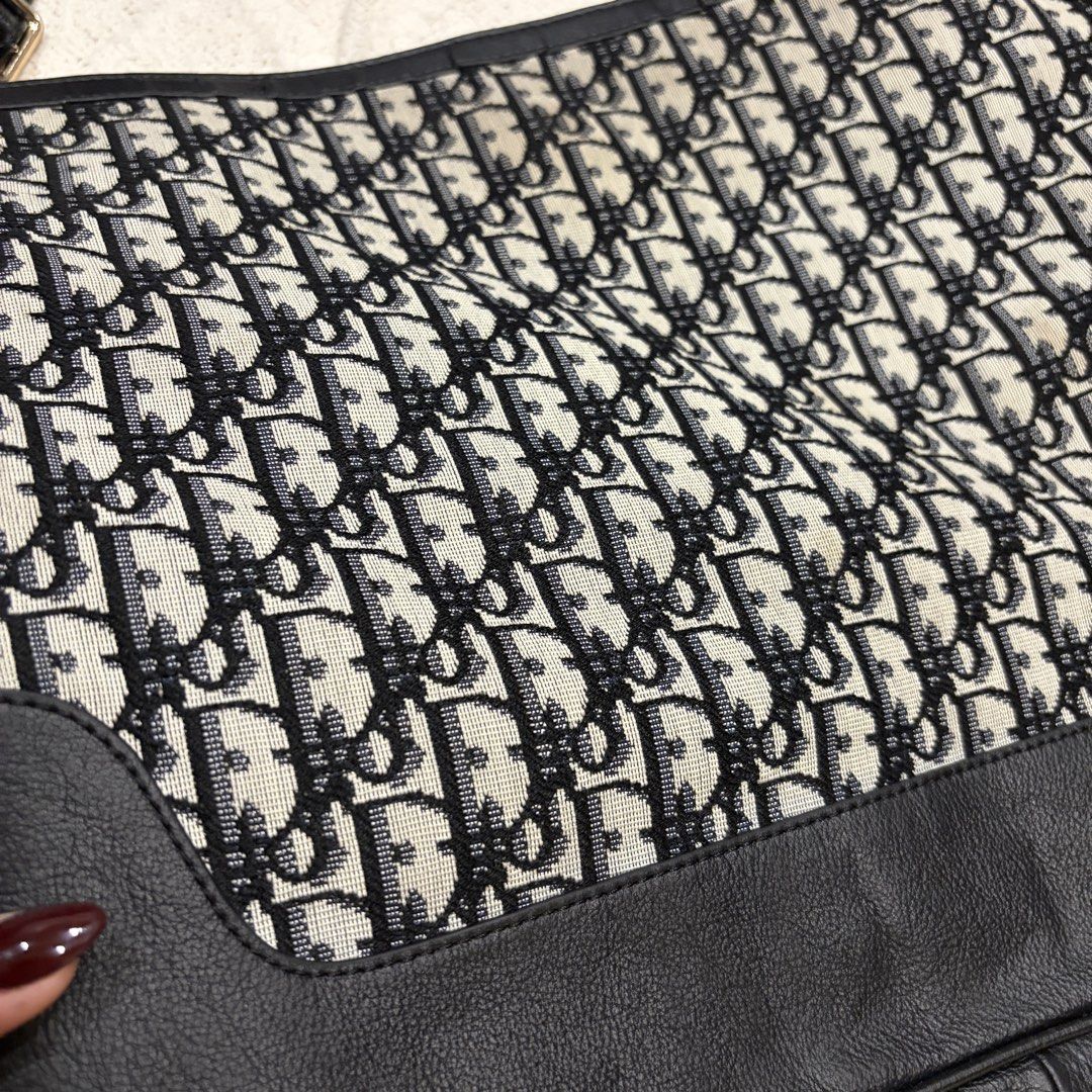 Vintage Dior Canvas Sling Bag (Category: Cross-body Bags) located in Angeles City. Submitted by astravintage (Listing ID 1467804284, Image 2). Description: No code and replaced ang sling bought sa japan surplus not guaranteed auth.