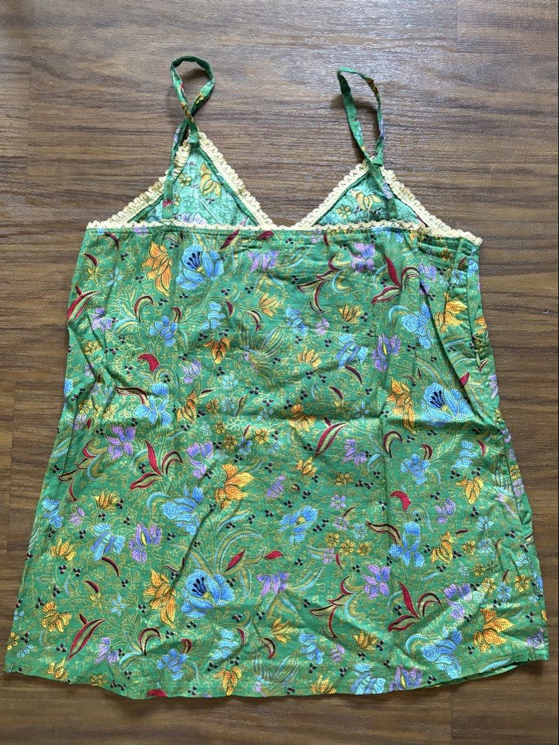 Vintage MGL Sequin Floral Cami Top (Category: Sleeveless) located in Quezon City. Submitted by snoopiii (Listing ID 1467678003, Image 2). Description: RFS: Wrong size Loc: QC.