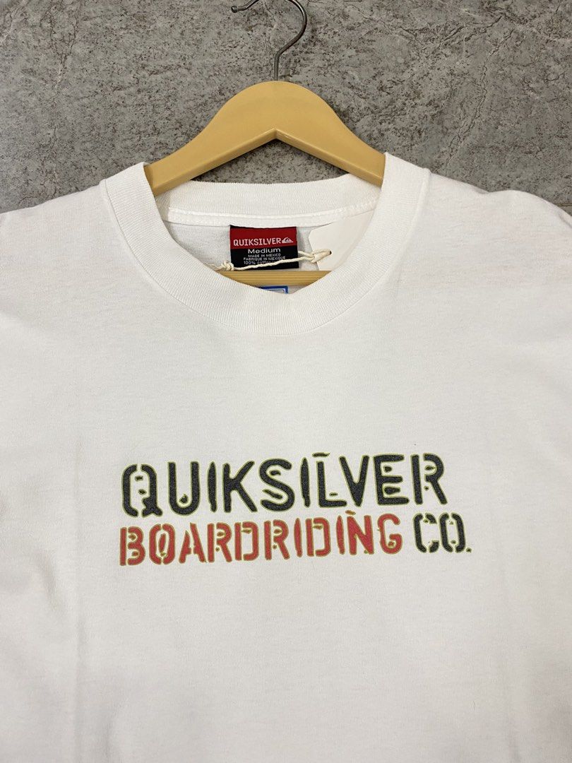 Vintage QuikSilver (Category: Tshirts & Polo Shirts ) located in Quezon City. Submitted by janrey0402 (Listing ID 1467684872, Image 2). Description: Size Large Dimensions 21 Width x 28 Length Excellent Condition Color Rate 9.5/10 No Issue Ready to Wear.