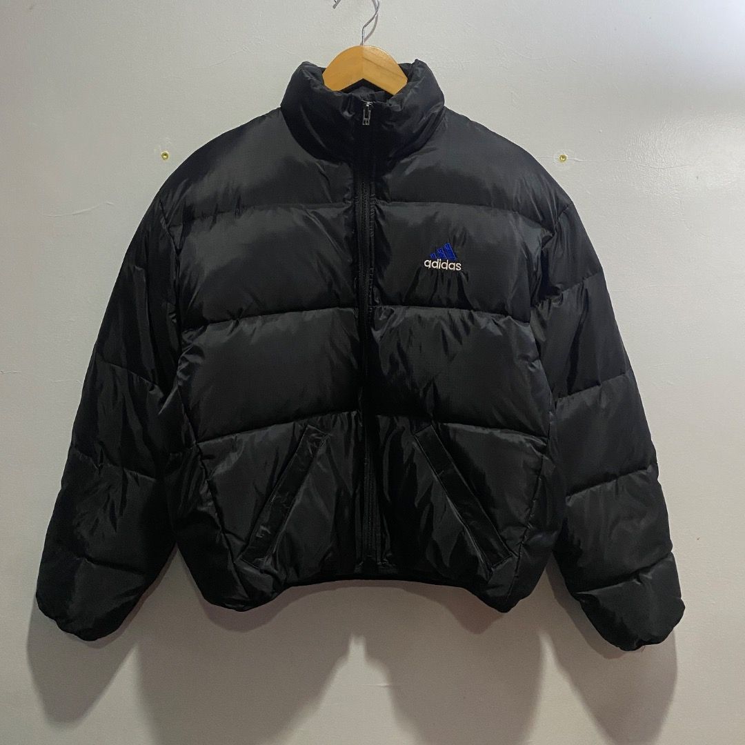 Vintage Y2k adidas Puffer Down Jacket M/L (Category: Coats, Jackets and Outerwear) located in Antipolo. Submitted by bentakahitanoano (Listing ID 1467784211, Image 1). Description: Still in good condition No issue despite the age Best fit medium large Boxy fit Pit to pit 23 Length 24.