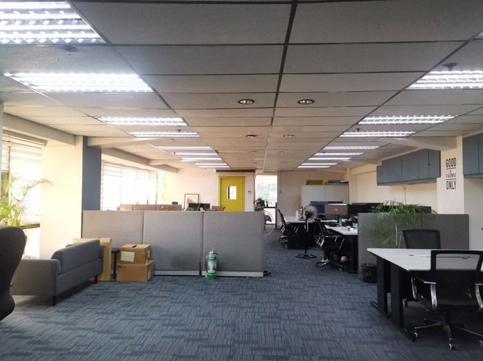 Virtual Office in Ortigas Center (Category: Commercial) located in Pasig City. Submitted by virtualofficeortigas2026 (Listing ID 1467674795, Image 2). Description: YOUR BUSINESS ADDRESS IN ORTIGAS CENTER - FROM ₱5,000/MONTH! Looking for a professional business address for your company? Our Virtual Package is ideal for startups, entrepreneurs, freelancers, consultants, online businesses, and SMEs. OUR VIRTUAL OFFICE PACKAGE INCLUDES: ✅ Professiona