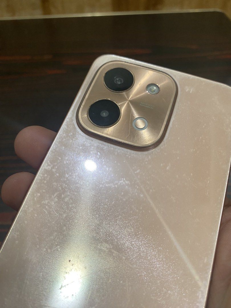 Vivo Y28 (Category: Other Mobile & Gadget Accessories) located in Antipolo. Submitted by tatudon (Listing ID 1467780177, Image 3). Description: For sale Vivo Y28 8/128gb May mga flaws na sya signs of usage paint chips at maninipis na dents sa likod Pero maayos na maayos padin performance at matagal pa malobat Open for shipping Meet up lalamove lbc Videos or pictures .