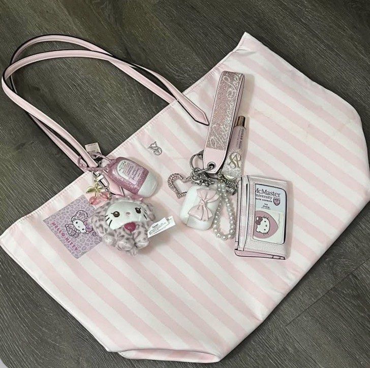 VS pink stripes tote bag (Category: Shoulder Bags) located in Taguig. Submitted by renzms (Listing ID 1467688236, Image 2). Description: • fresh from 🇻🇳 • mall price of this item is ₱7,290 • on hand & ready to ship • actual photos | what you see is what you exactly get! • shipping nationwide via tiktok co.