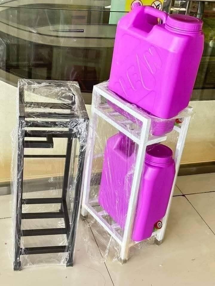 Water gallon stand (Category: Everything Else Others) located in Manila. Submitted by lyfrancois14 (Listing ID 1467735142, Image 1). Description: .