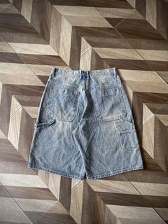 (Category: ) located in . Submitted by thrift.wrld (Listing ID 1467712799, Image 1). Description: .