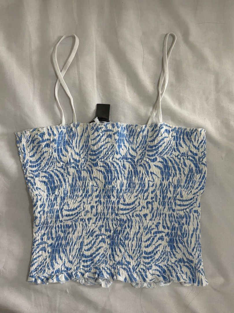 White & Blue Tube Top (Category: Sleeveless) located in Quezon City. Submitted by chrissie__ (Listing ID 1467689109, Image 1). Description: ▪️ Used 5x..