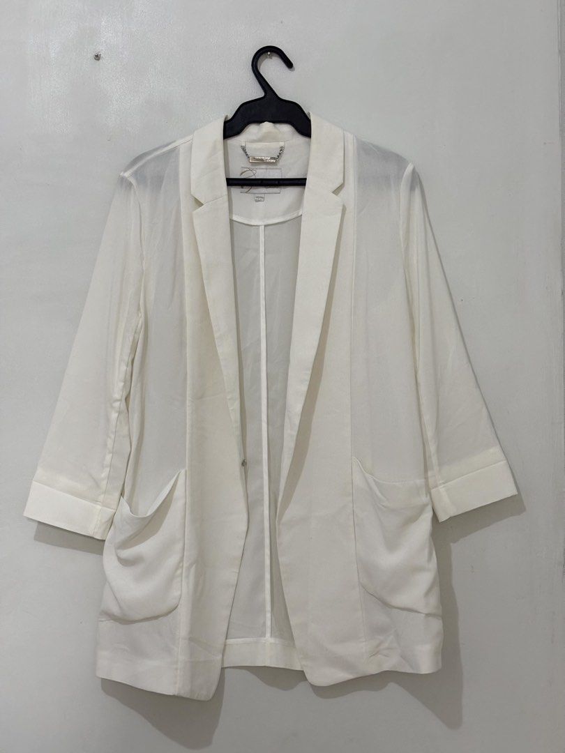 White Long Coat (Category: Longsleeves) located in Quezon City. Submitted by chrissie__ (Listing ID 1467690700, Image 1). Description: ▪️ See through ▪️Used once..