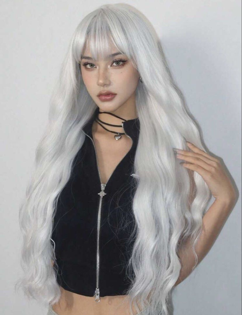 White wavy wigs (Category: Hair Accessories) located in Quezon City. Submitted by ava_ghail (Listing ID 1467808657, Image 1). Description: Realistic wigs .