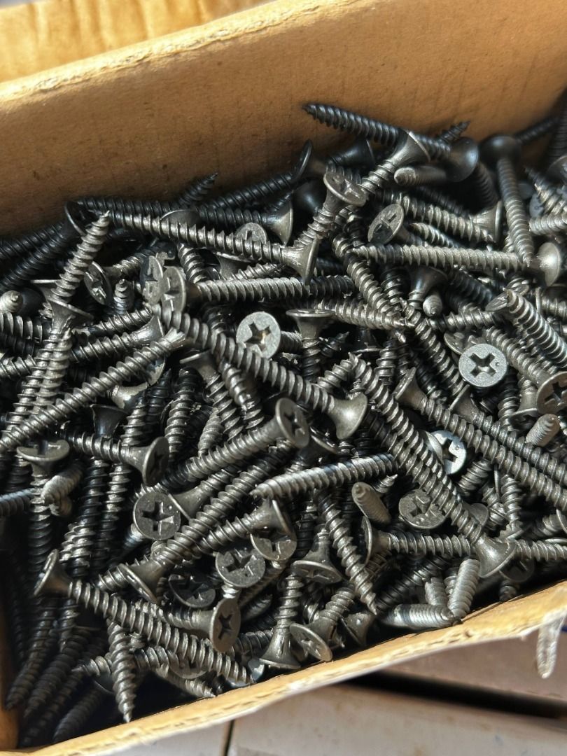Wood screw Size: 2" (Category: Everything Else Others) located in Manila. Submitted by joeyroque09 (Listing ID 1467689778, Image 3). Description: Wood screw Size: 2".