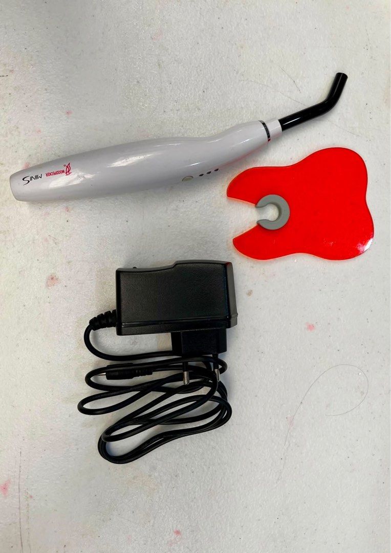 Woodpecker Mini S Dental Curing Light (Category: Medical Supplies & Tools) located in Bulacan. Submitted by cleo_preloved (Listing ID 1467763888, Image 1). Description: I have 2 extras available. Buy both for ₱4,000.