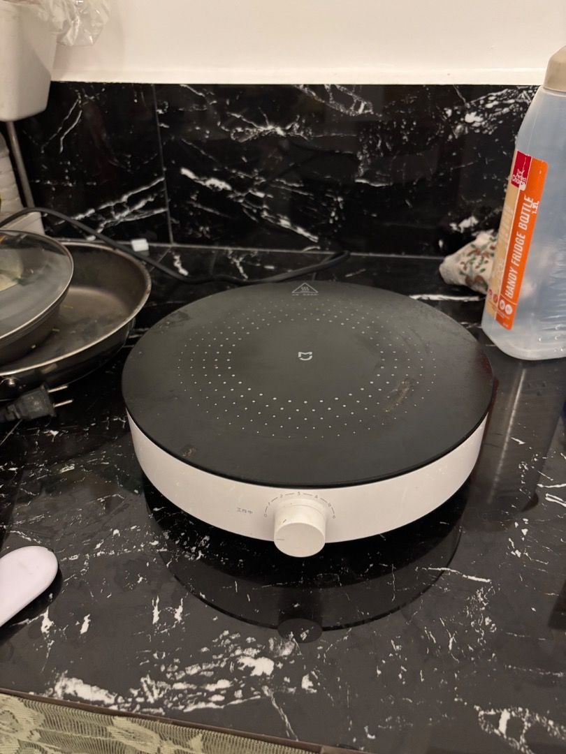Xiaomi Lifeite 2100w induction cooker (Category: Cookers) located in Manila. Submitted by nlooiiss (Listing ID 1467799122, Image 1). Description: Only used a few times .