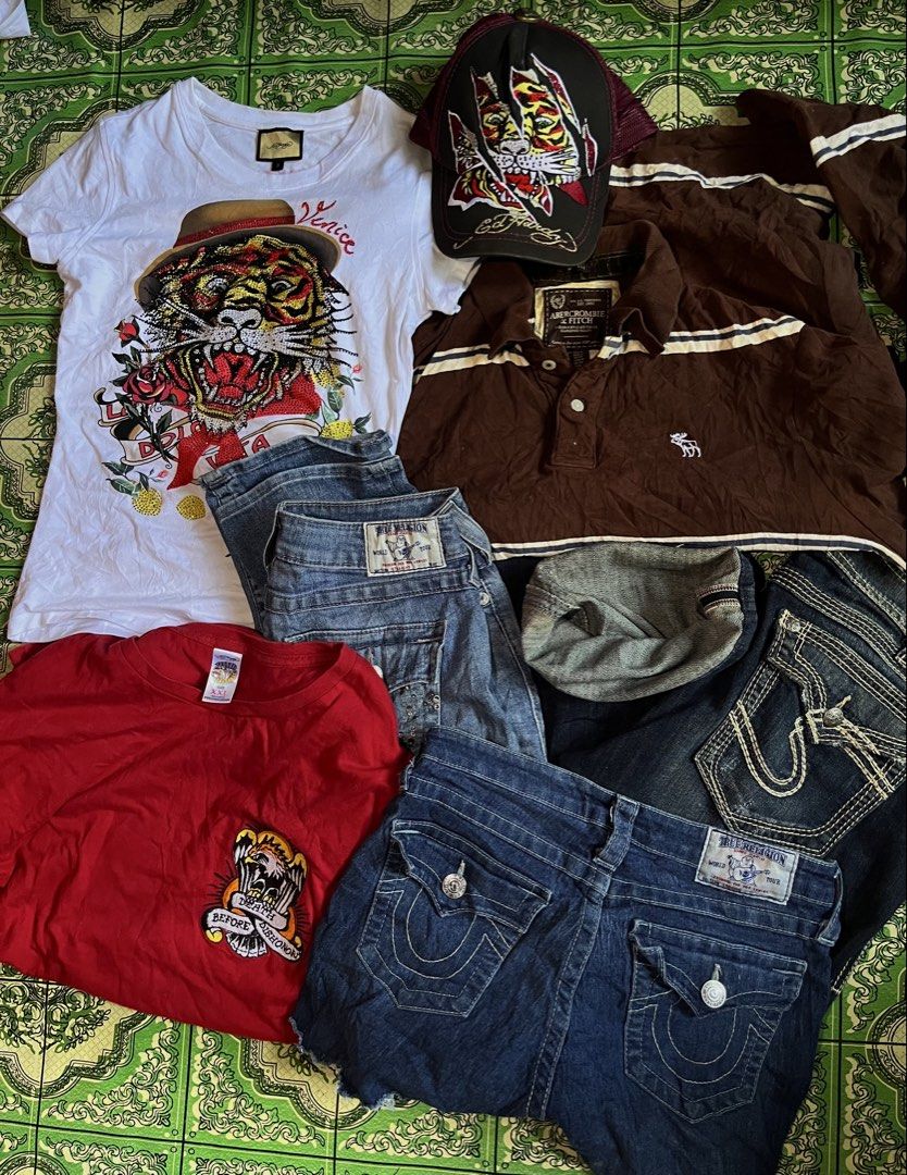 Y2K EDHARDY , TR & ABERCROMBIE (Category: Activewear) located in Carcar. Submitted by thrift_kidd (Listing ID 1467611498, Image 1). Description: OPEN FOR ASPACK DM FOR EACH DETAILS MADAM BAKA TRIP NYO DM📩.