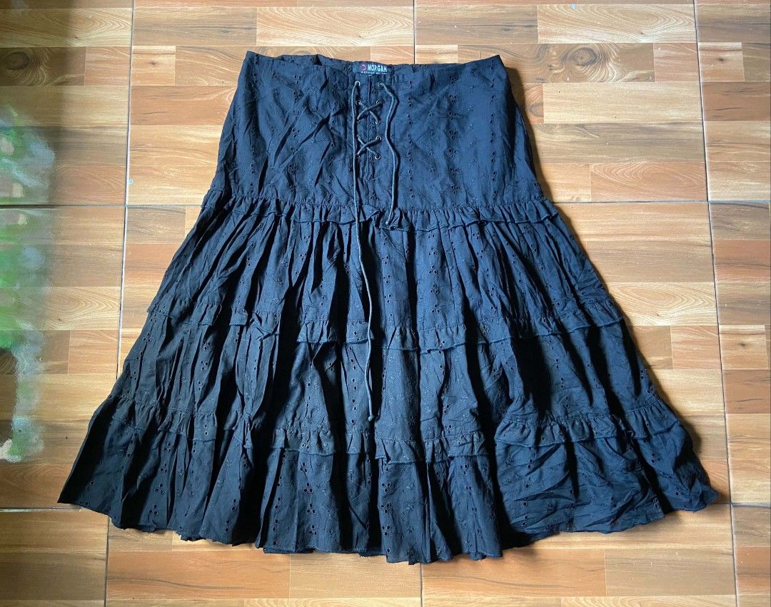 Y2K MORGAN DE TOI SKIRT (Category: Skirts) located in Nabua. Submitted by supermix5119 (Listing ID 1467644028, Image 1). Description: Morgan De Toi Skirt Fit Size 26-28 Length:27 Excellent Condition 850+Sf.