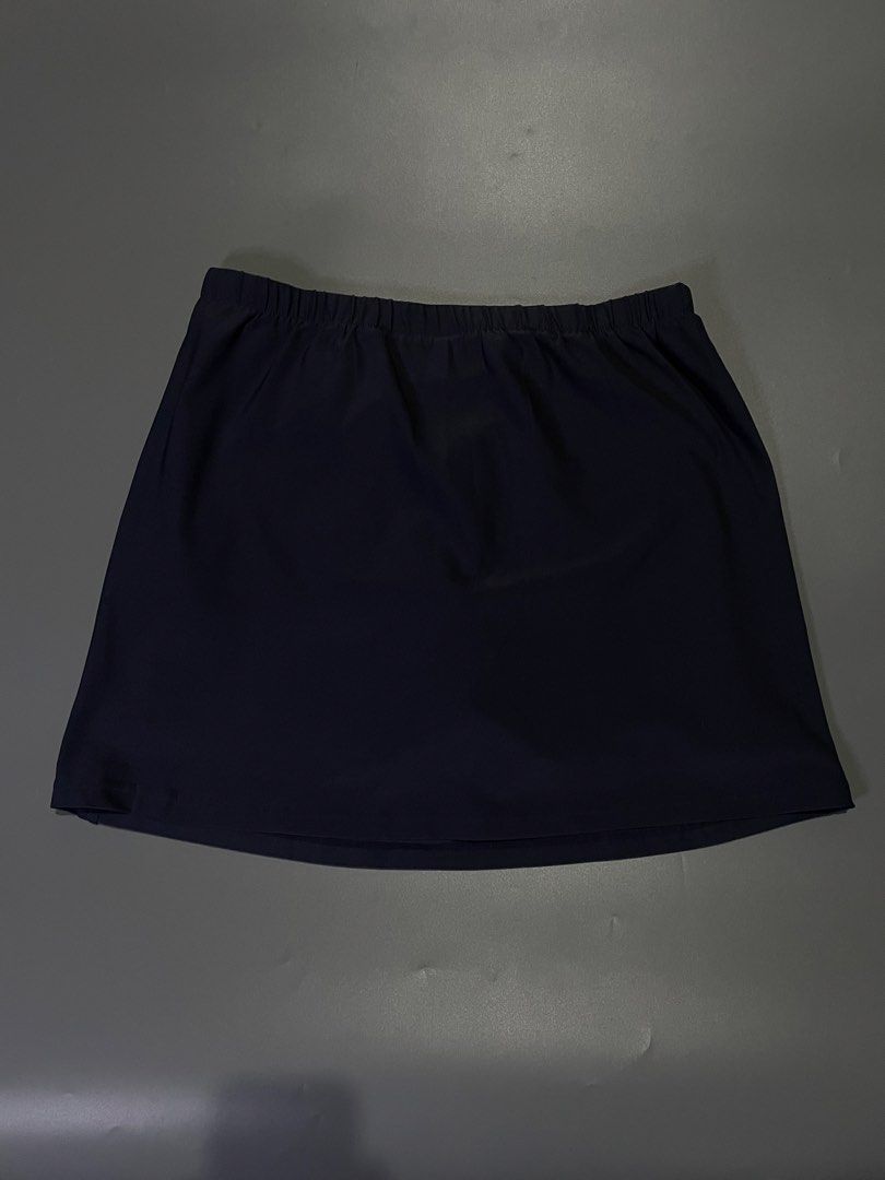 Y2k Nike athletic Short skirt (Category: Activewear) located in Bocaue. Submitted by mosthighcollective (Listing ID 1467795903, Image 3). Description: Y2k Nike athletic Short skirt Size: L on tag (28-29 waist) Dimes: 28-29 waist 16 length Brand new with hang tag intact No issue 1000 only Dm me to purchase 📥.