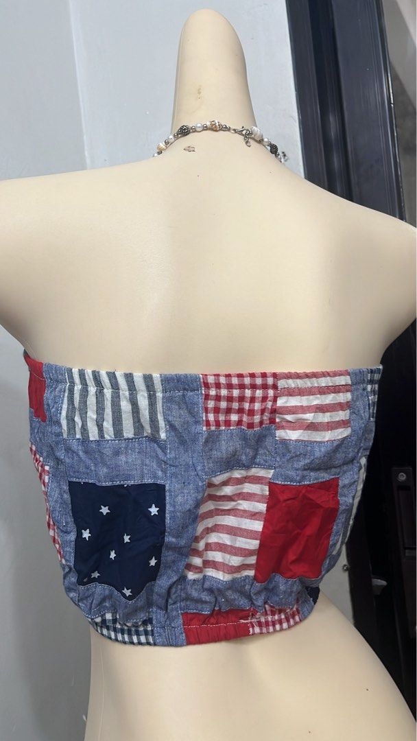Y2k patched work tube top (Category: Others Tops) located in Caloocan City. Submitted by onlyfromthepast (Listing ID 1467721937, Image 3). Description: 9/10 condition S-m ✅My bio before purchasing tia💕 ✅ All items are fresh from bales, Pls expect dirt,dust or stains.