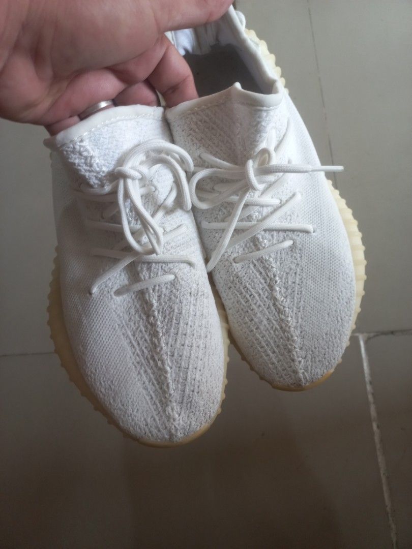 Yezzy (Category: Dress Shoes) located in Kalibo. Submitted by jofit2ndhandshoes (Listing ID 1467612310, Image 3). Description: .