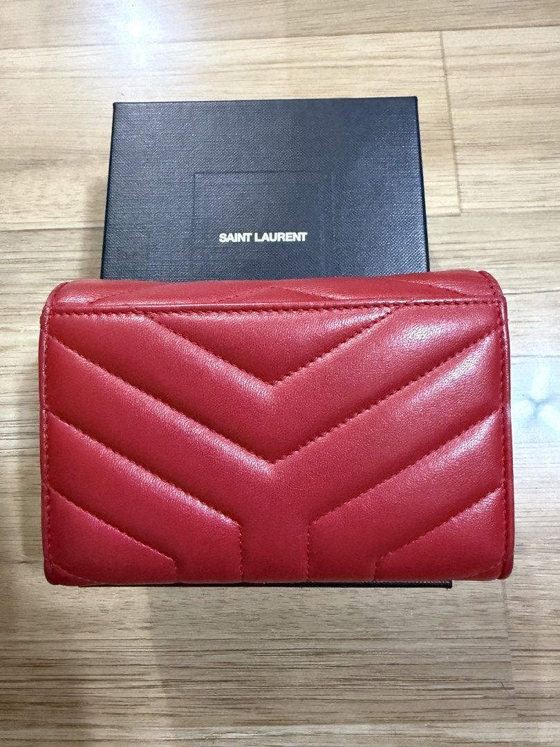 YSL (Category: Luxury Bags & Wallets) located in Cainta. Submitted by bellapot.540 (Listing ID 1467774920, Image 3). Description: Authentic YSL wallet/cardholder With dustbag and box.